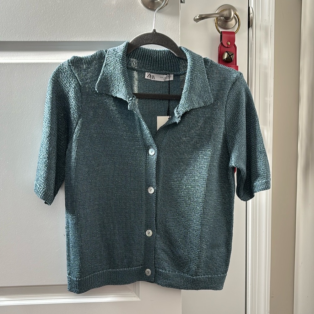 NWT ZARA button front top